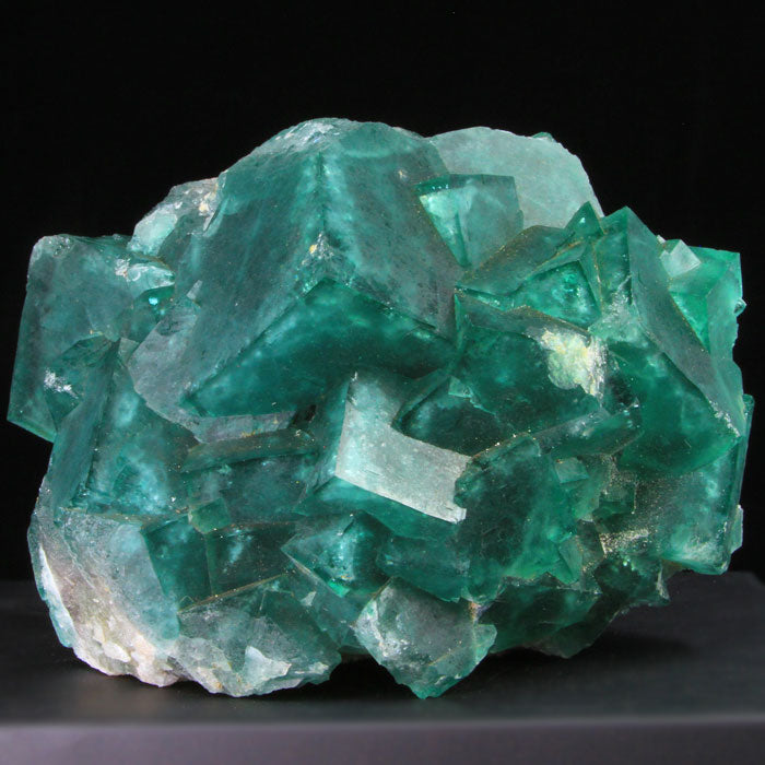 4.54lbs Large Madagascar Daylight Fluorescent Fluorite title=